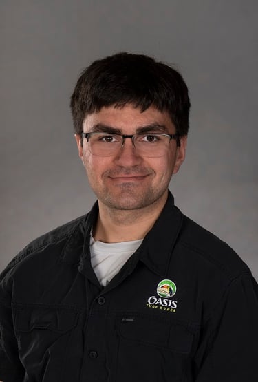 John Hennies Oasis Turf & Tree